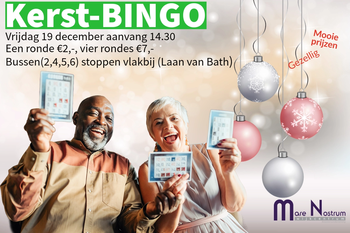 twee enthousiaste ensen die bingokaarten in hun handen hebben